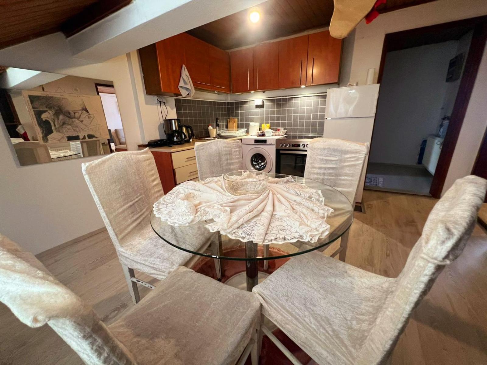 Old Street House Apartment Prishtine Bagian luar foto